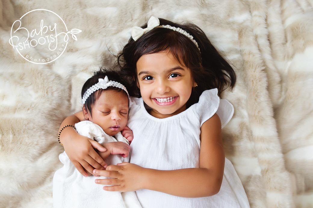 Newborn and siblings photography Surrey
