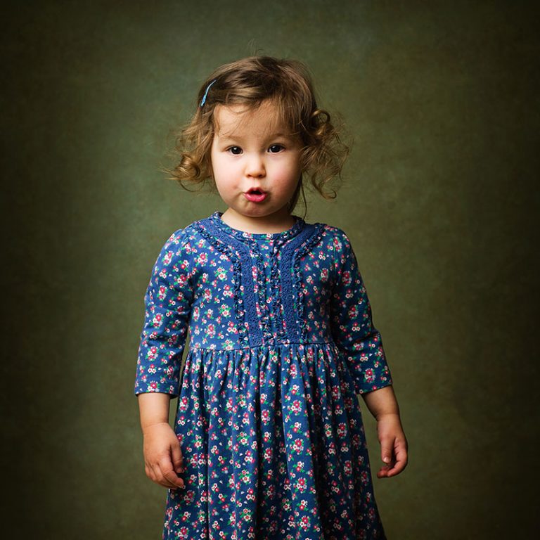 Special offer toddler photo shoot + framed print for just £25!