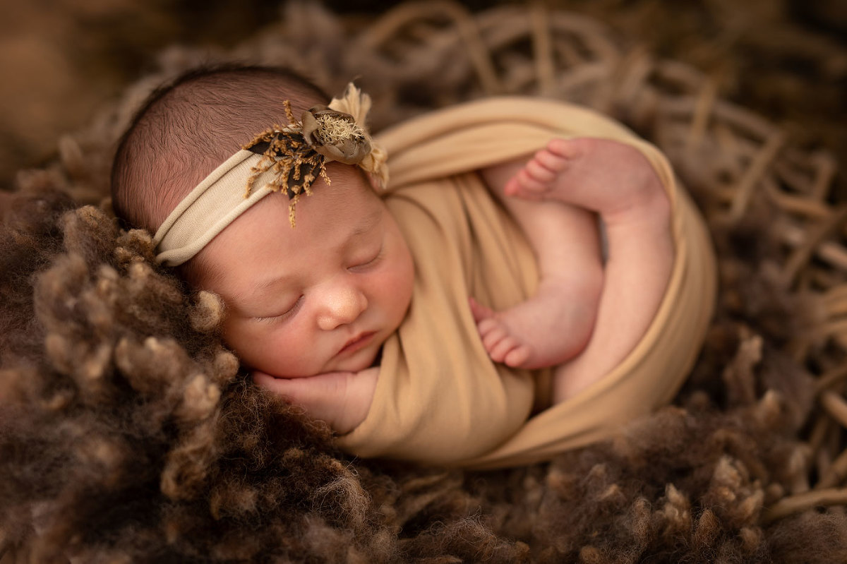 Fine-art-newborn-photographers-Sussex