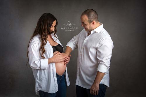 Baby-bump-pregnancy-portraits-Sussex