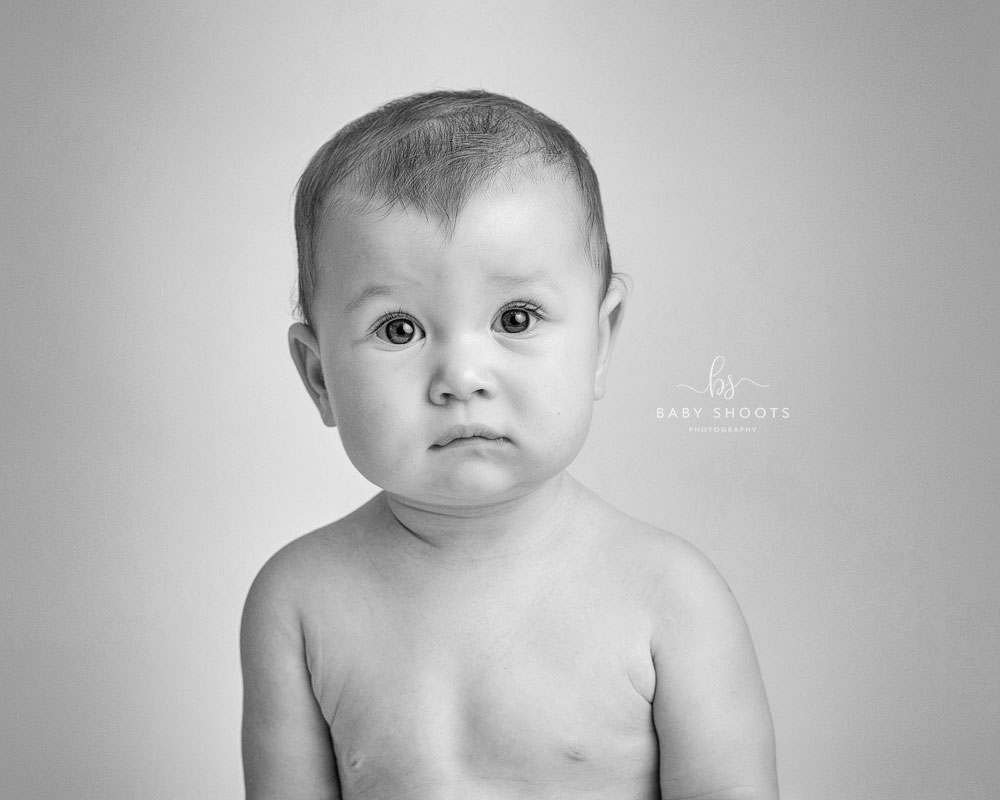 Crawley-fine-art-baby-portraits-Sussex